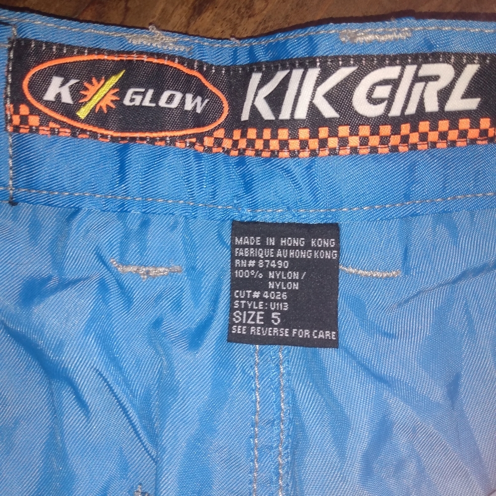 Kik girl glow brand size 5